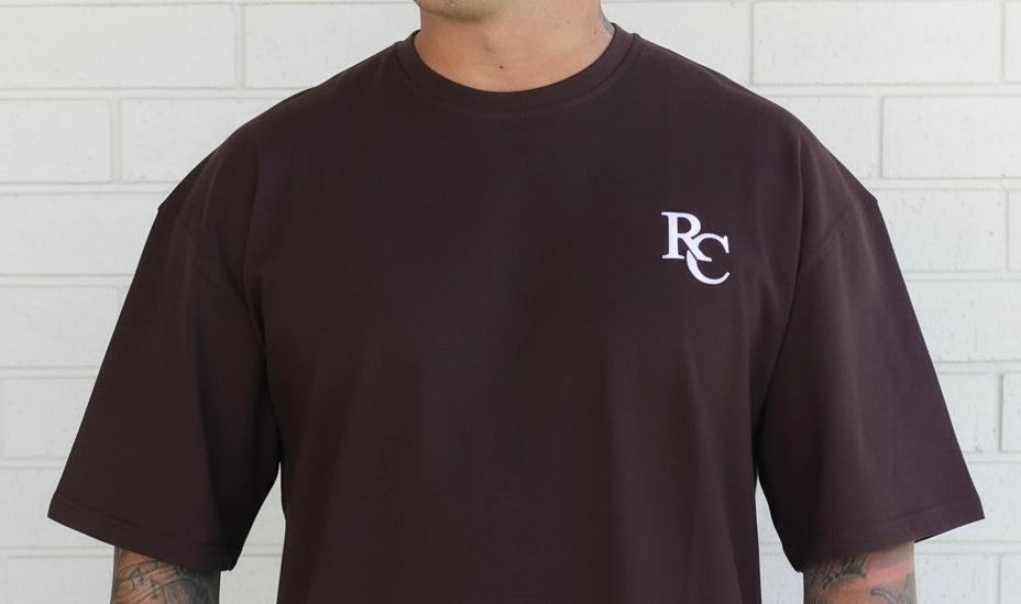 Rippy’s chocolate tall tee front view